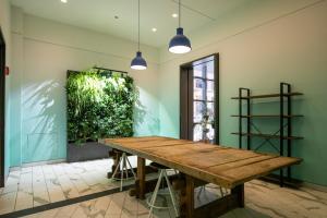 Gallery image of W Loop Studio w Gym Pool Coworking nr UIC CHI-438 in Chicago