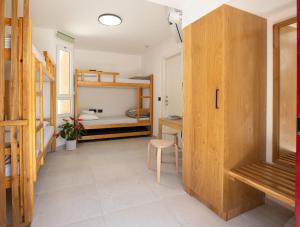 SPNI Eilat Field School的厨房或小厨房