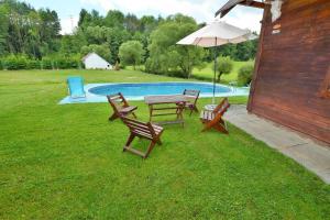Bazén v ubytování Apartma Šťastný III nebo v jeho okolí + 4 fotografie