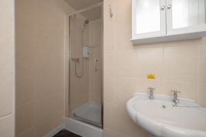 Koupelna v ubytování Flexistay Tulsi Aparthotel