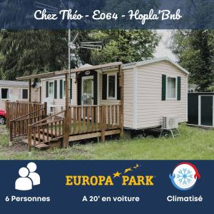 un’immagine di un parco empapa con l’immagine di un camper di Le Riesling - Mobilhome pour 6 - TV - Climatisé a Boofzheim