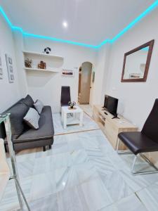 Posedenie v ubytovaní Apartamento Completo Plaza de las Tendillas - Párking Privado - Alojamientos El Duque + 3 fotografie