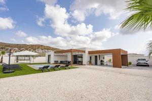 Φωτογραφία από το άλμπουμ του Villa de lujo riopark σε Mutxamel