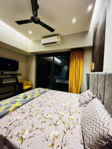 Gallery image of LuxurySuites by Hey Studio's in Ghaziabad
