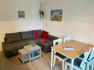 Χώρος καθιστικού στο Beautiful flat with nice lake and mountain views