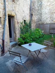 Fotografie z fotogalerie ubytování Maison de village v destinaci Bourdeaux