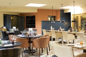 Gallery image of The Swan Hotel in Bibury