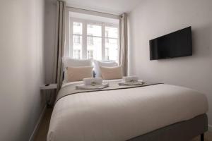 Sentier Historical Center II Luxury Design Apartment 3BR-8P