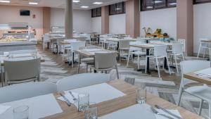 Un restaurante o sitio para comer en Checkin Madrid Móstoles