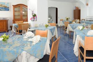 Restaurace v ubytování Hotel La Ninfea
