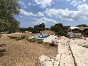 A garden outside Trullo Gio