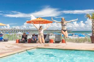 入住Tides Folly Beach, Charleston's Oceanfront Hotel的客人