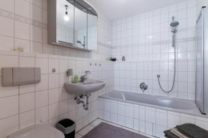 Vonios kambarys apgyvendinimo įstaigoje Ferienwohnung CasaNova