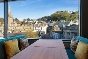 Hampton By Hilton Torquay的休息区