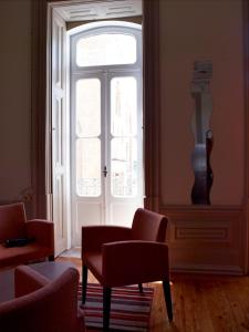 Posezení v ubytování Serenata Hotel & Hostel Coimbra