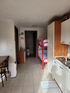 Virtuvė arba virtuvėlė apgyvendinimo įstaigoje Casa Ettore