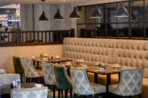 Posezení v ubytování DoubleTree by Hilton York
