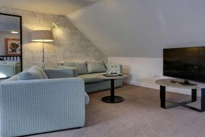 TV a/nebo společenská místnost v ubytování DoubleTree by Hilton York