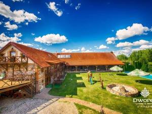 Κήπος έξω από το Agroturystyka "Dworek u Pelców"
