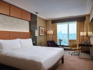 Postel nebo postele na pokoji v ubytování Hilton Baku