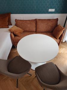 Nice Central Boutique Studio Apartments 1