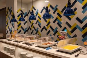 Eten bij of ergens in de buurt van het hotel

