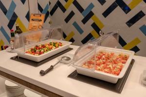 Eten bij of ergens in de buurt van het hotel

