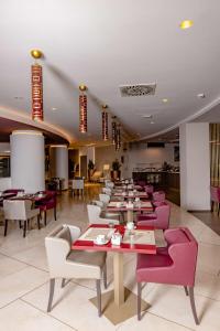 Εστιατόριο ή άλλο μέρος για φαγητό στο DoubleTree by Hilton Yerevan City Centre