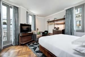 Posteľ alebo postele v izbe v ubytovaní DoubleTree By Hilton Rome Monti