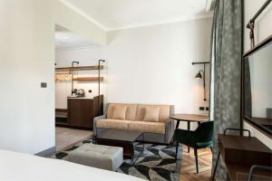 Posedenie v ubytovaní DoubleTree By Hilton Rome Monti