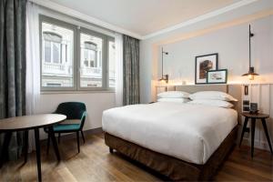 Posteľ alebo postele v izbe v ubytovaní DoubleTree By Hilton Rome Monti