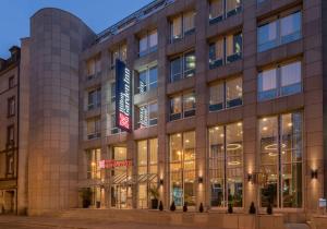 O edifício em que o hotel se localiza