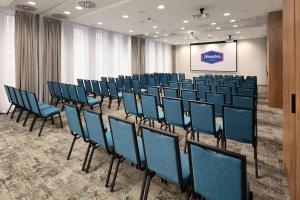 Hampton by Hilton Łódź City Center商务区和/或会议室
