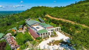 Příroda nedaleko venkovského domu