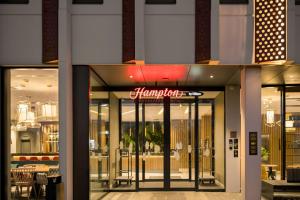 Restaurace v ubytování Hampton by Hilton Riga Airport
