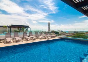 Swimmingpoolen hos eller tæt på Ipana by Casago