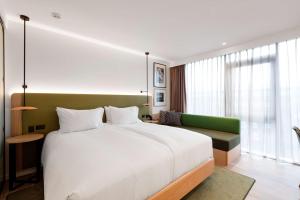 Hilton Garden Inn Faroe Islands 객실 침대