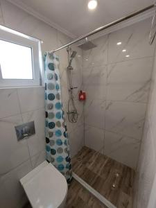 Et badeværelse på Maria's sala + 11 billeder