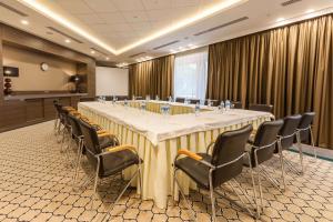 Бизнес-центр и/или конференц-зал в DoubleTree by Hilton Hotel Tyumen