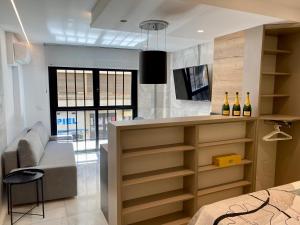 Μια τηλεόραση ή/και κέντρο ψυχαγωγίας στο AIRVA: Apartamentos Bajada de la Libertad