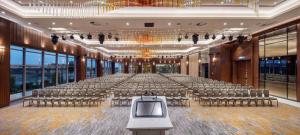 Fitness centrum a/nebo fitness zařízení v ubytování DoubleTree By Hilton Skopje