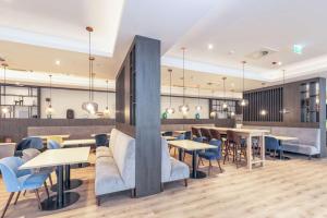 Posedenie v ubytovaní Hampton by Hilton Oswiecim + 23 fotografií