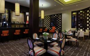 Hilton Dushanbe的休息区