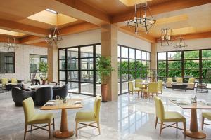 Restaurace v ubytování Hilton Dushanbe