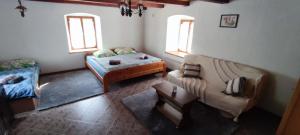 Postel nebo postele na pokoji v ubytování Chalupa u Kolčavy