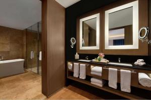 Baðherbergi á Hilton Lima Miraflores