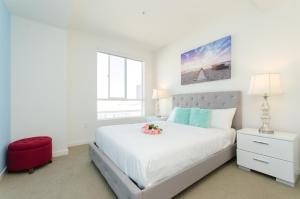 Modern Apartment Rentals客房内的一张或多张床位