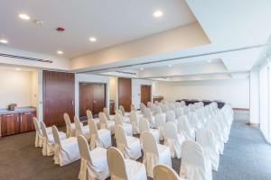 Konferenční prostory v ubytování Hampton Inn & Suites by Hilton Los Cabos + 33 fotografií