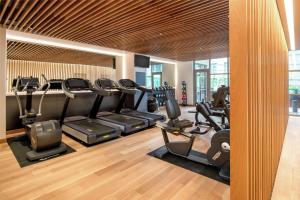 Fitness centrum a/nebo fitness zařízení v ubytování The Duniway Portland, A Hilton Hotel