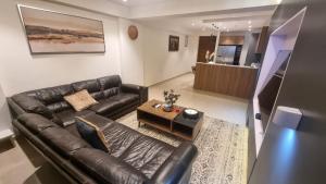 Afbeelding uit fotogalerij van Solaris by Cozy in Accra +40 foto's